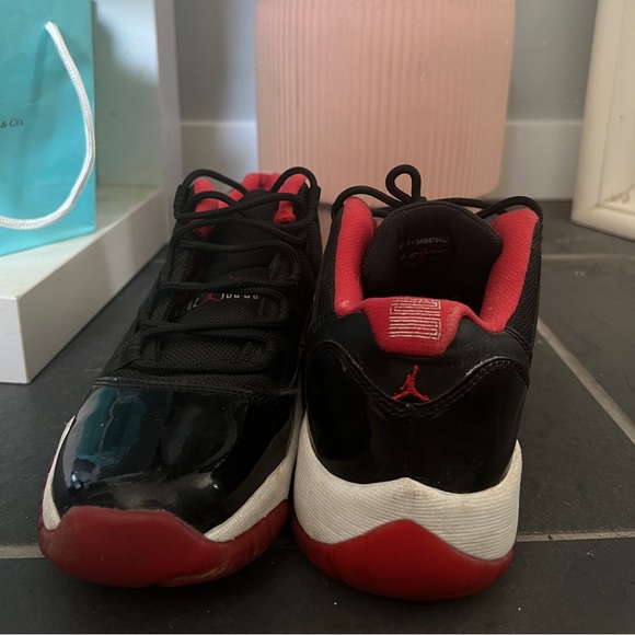 Jordan 11 retro low : bred - Picture 3 of 4